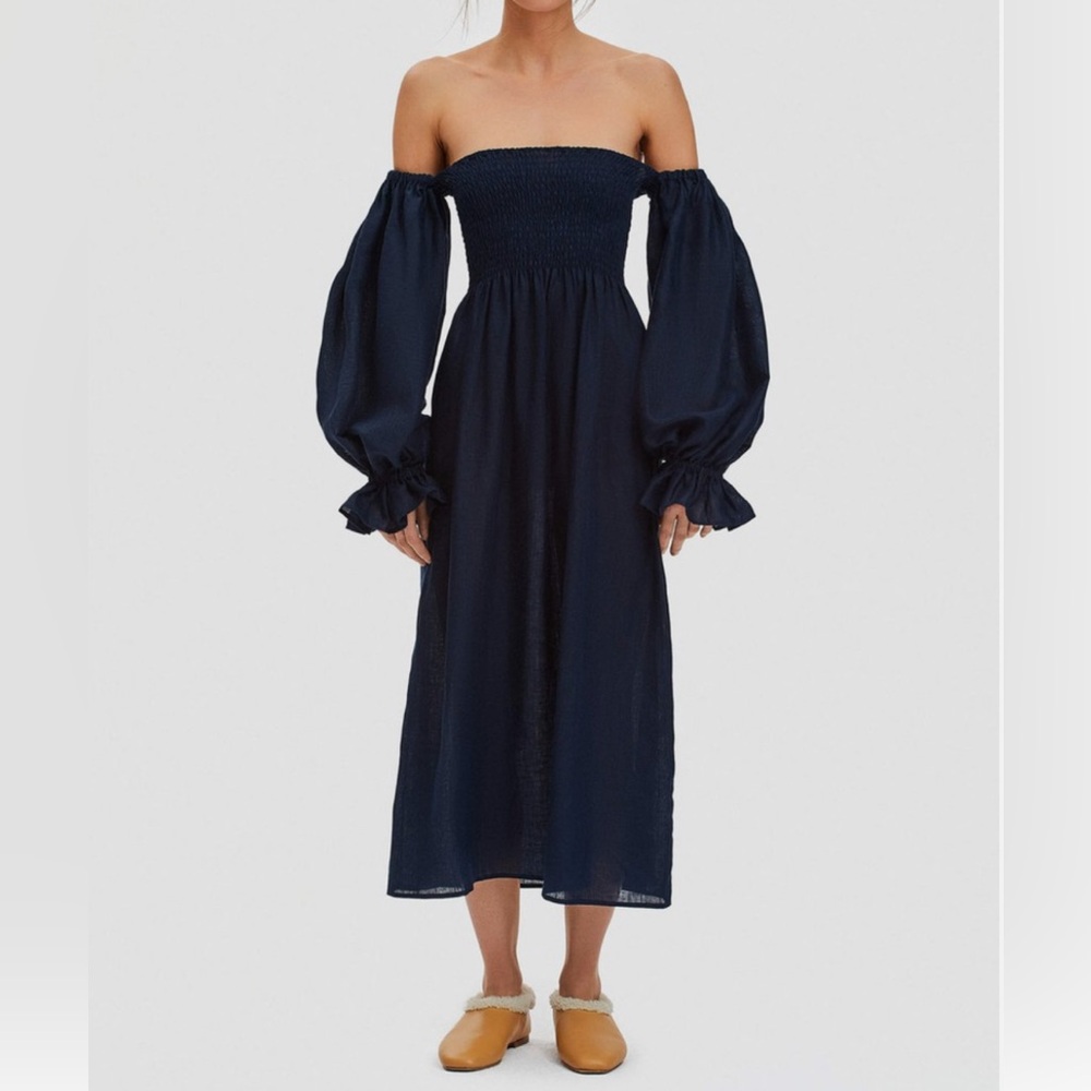 Sleeper Atlanta Linen dress in Navy
